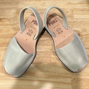 Avarca size 7 tan classic sandal NEVER WORN